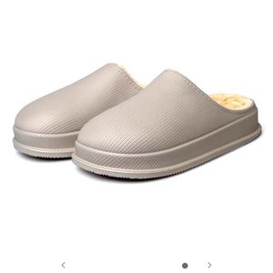 Cloudies Fur slippers